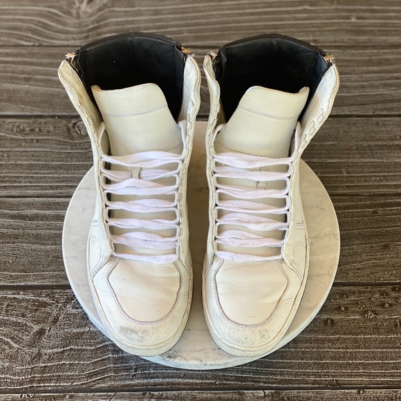 Gucci Other - Men's Gucci Black/White Zip Up Hightop Sneakers